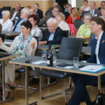 Das Publikum (erste Reihe von links: LAG Vorsitzende Geesken Wörmann, NRW-Gesundheitsministerin Barbara Steffens und LAG Geschäftsführer Dr. Willibert Strunz)