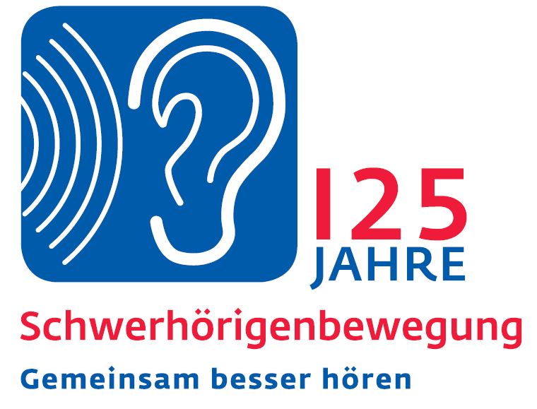 Das Logo mit der Aufschrift „125 Jahre Schwerhörigenbewegung - Gemeinsam besser hören“ zeigt das blau hinterlegte Symbol eines Ohres, auf das sich mehrere Schallwellen zubewegen.