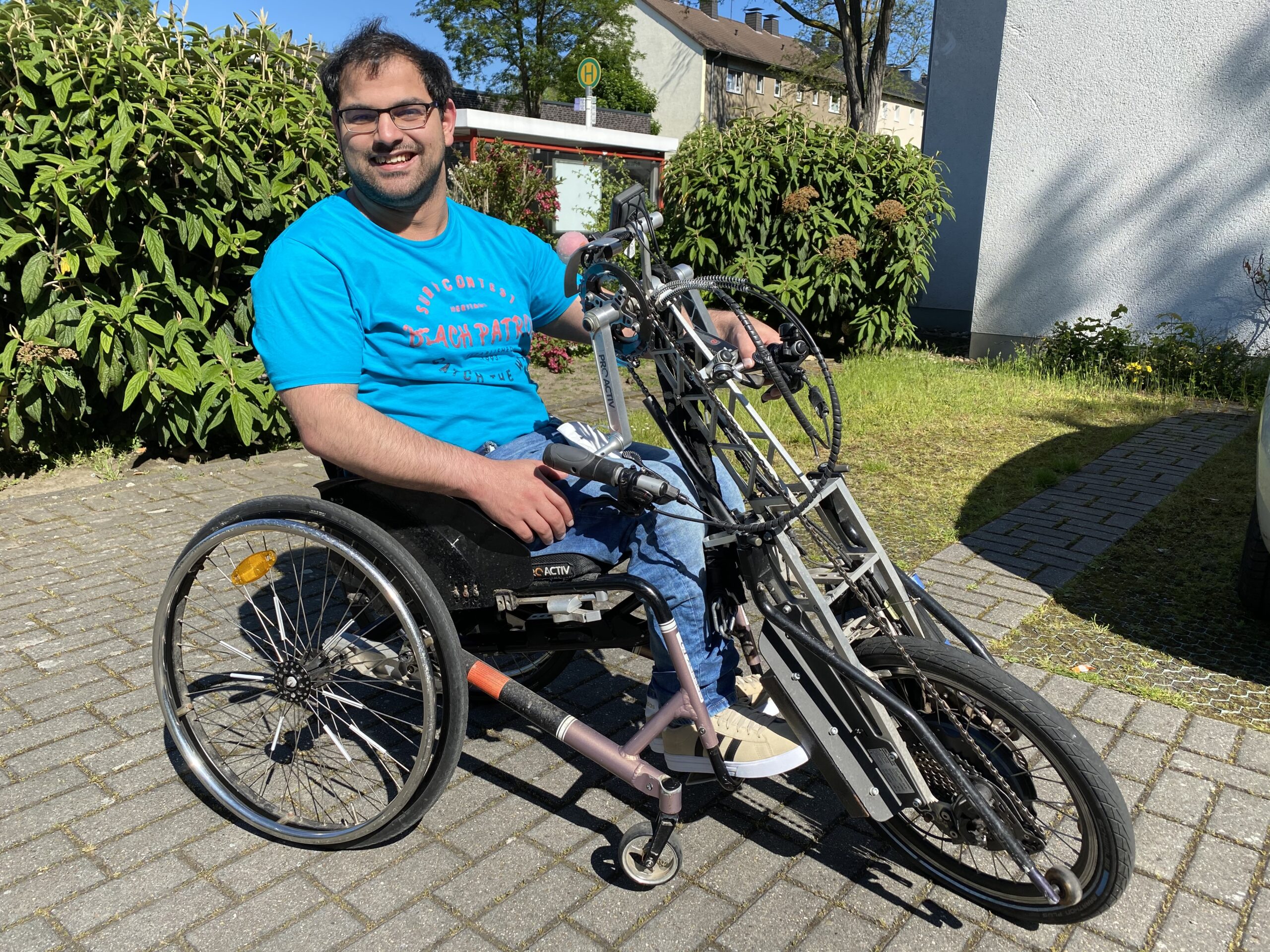 Foto von Hafid S. mit seinem Handbike